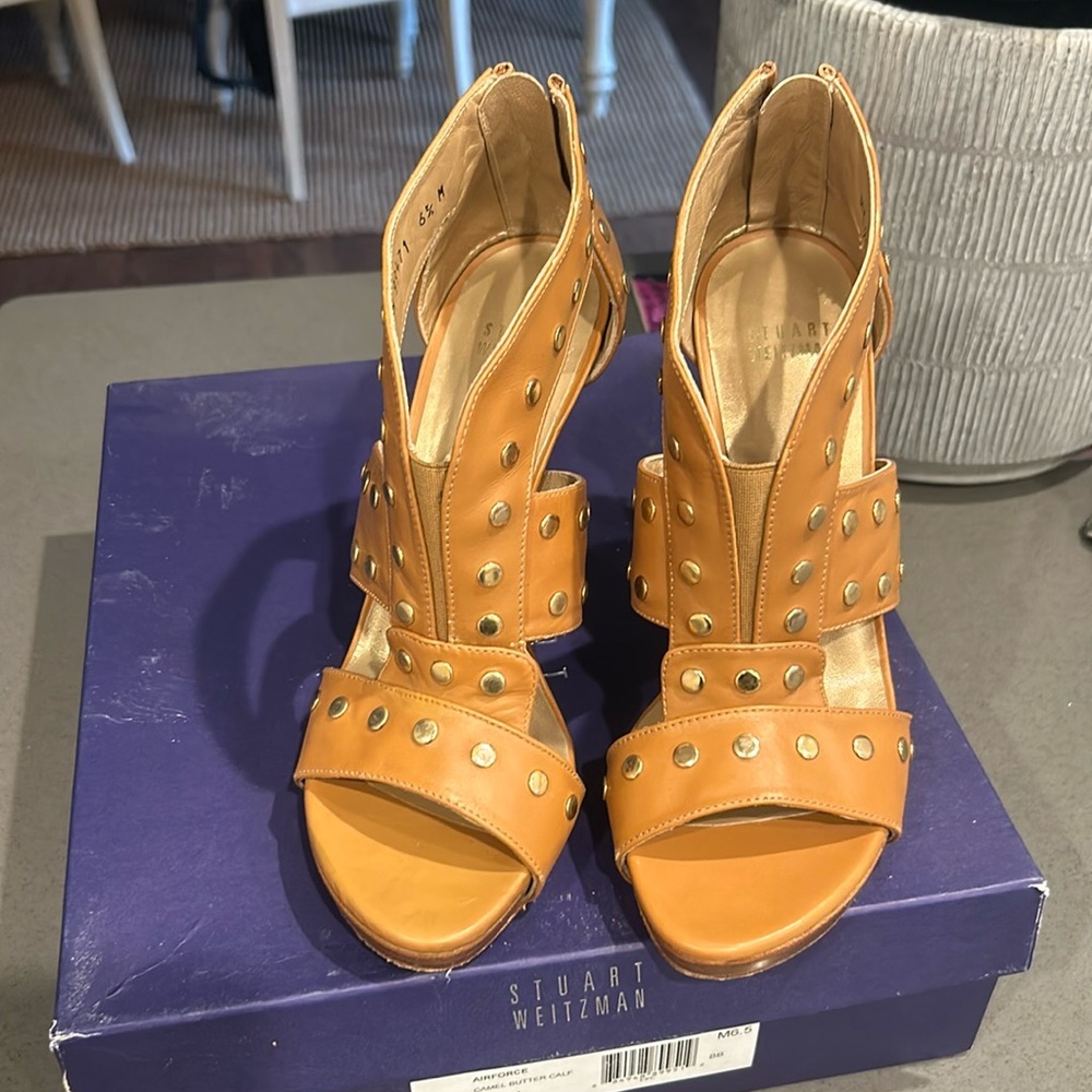 Stuart Whitman camel colored stud heels